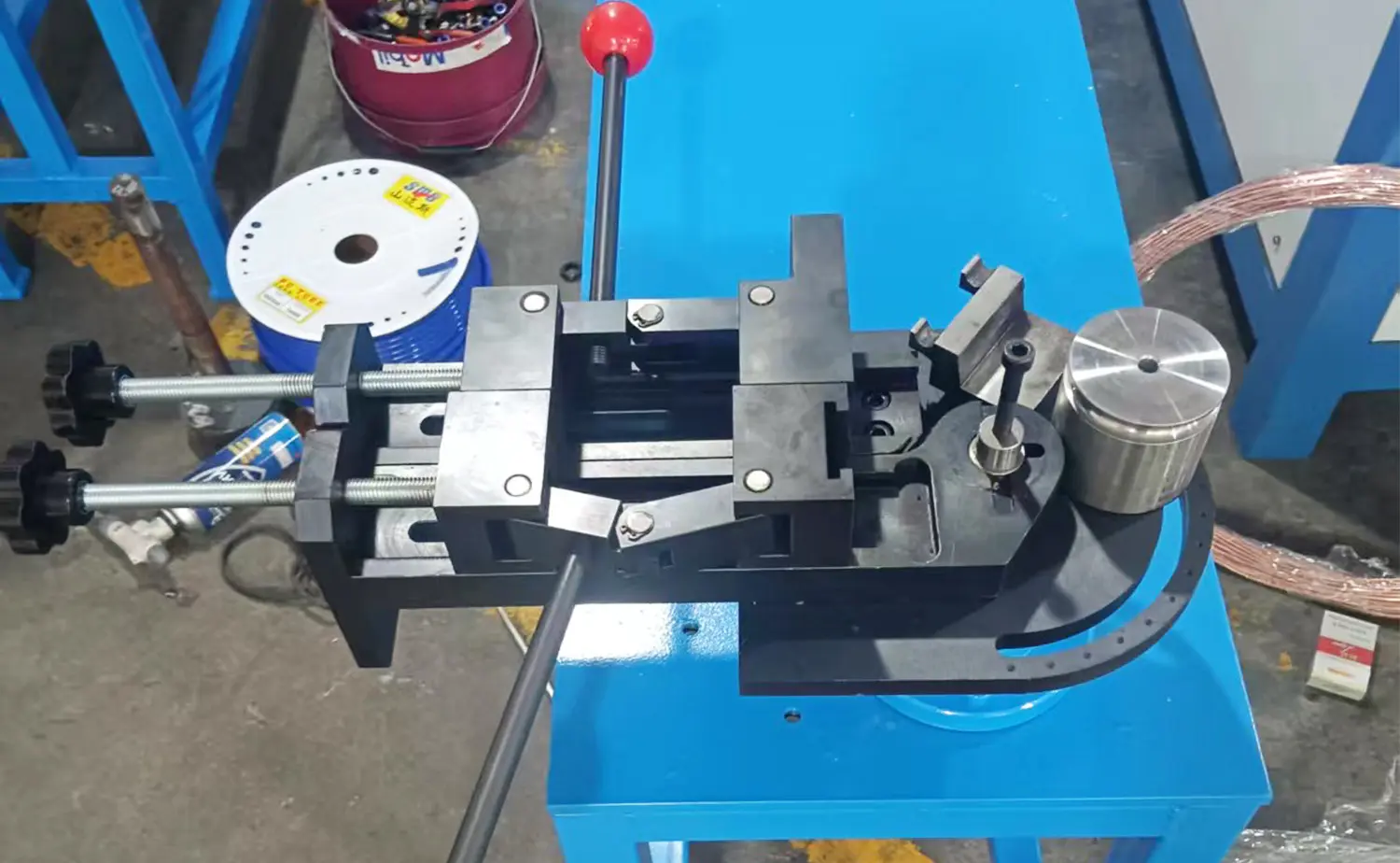 Machine à cintrer les tuyaux simples et manuelles MS