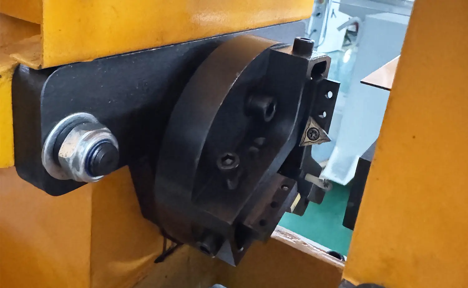 Machine de chanfreinage de tubes semi-automatique hydraulique série EF PV1