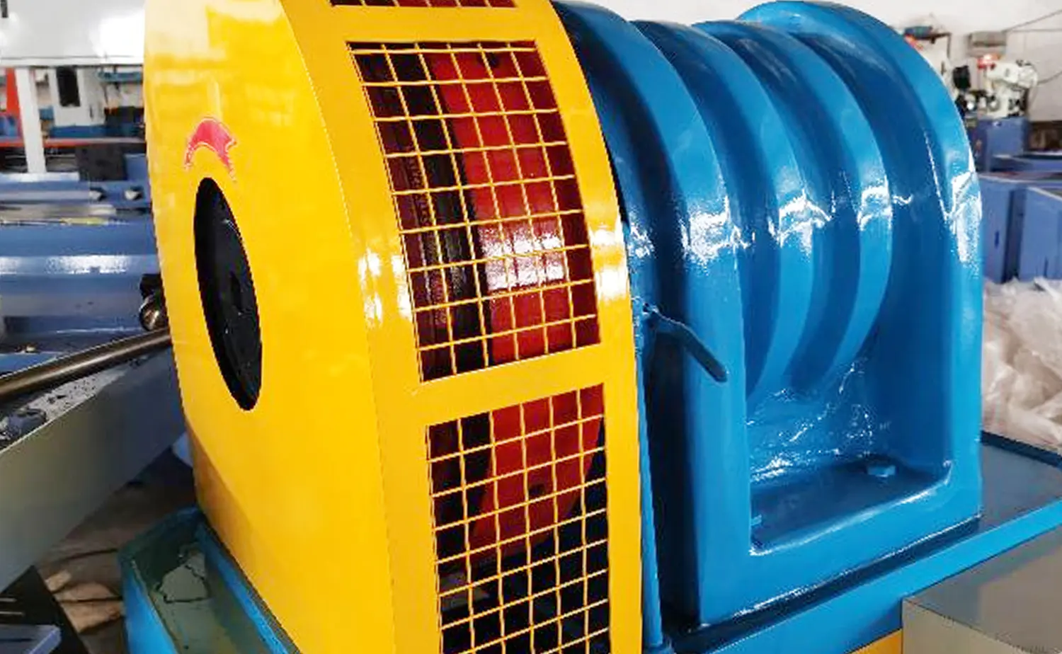Machine de réduction de tube conique semi-automatique applicable multi-matériaux ZTM-50/60/76/114
