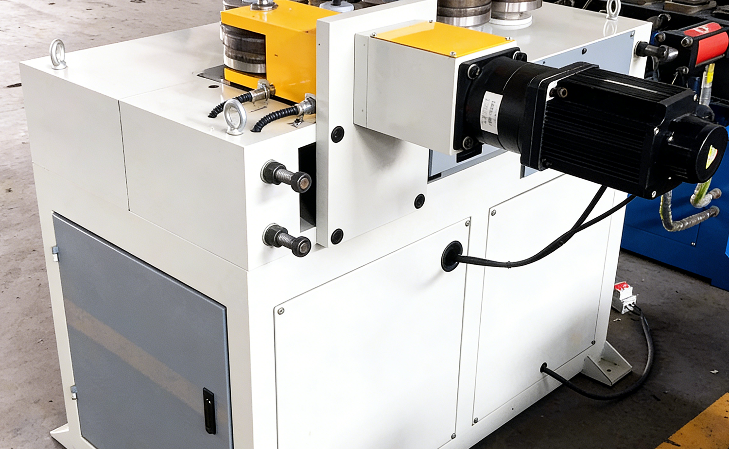 Machine à cintrer les rouleaux de tubes à paroi mince à grande vitesse série CNC GY40